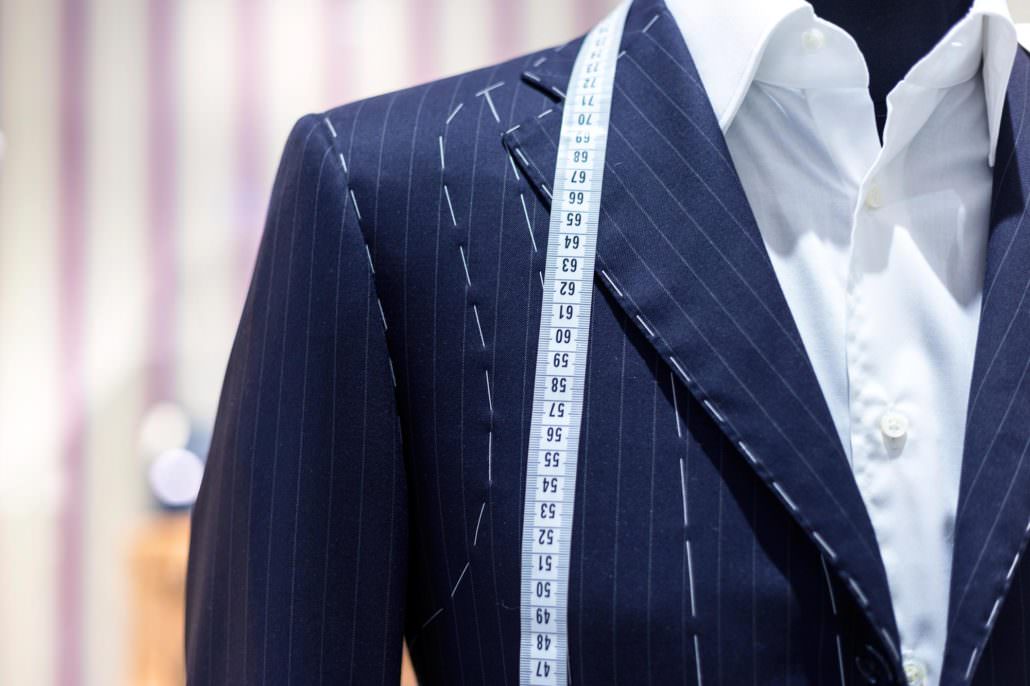HOW TO PLAN YOUR BESPOKE WEDDING SUIT